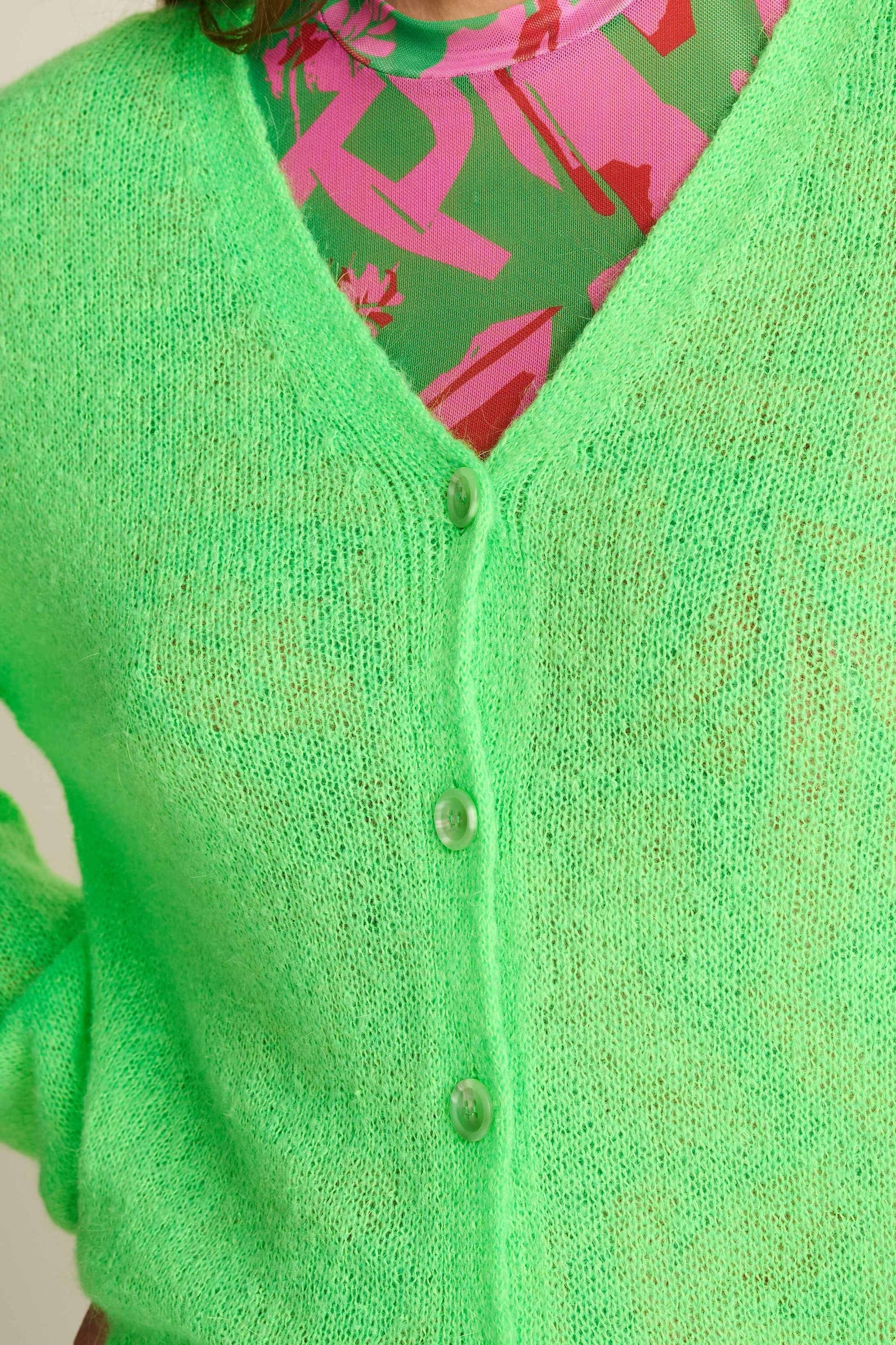 POM Amsterdam Cardigans CARDIGAN - Neon Green
            